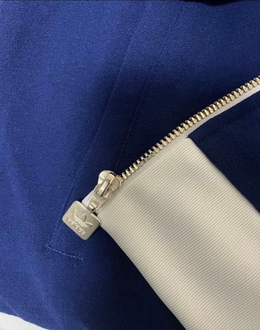 adidas トラックジャケット　ネイビー　青　ベッケンバウアー