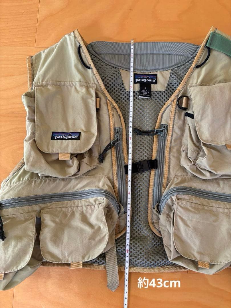 patagonia フィッシングベスト ベージュ　Sサイズ