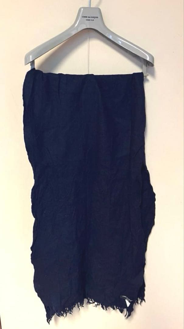 コムデギャルソンHOMME 縮絨ウールマフラー ネイビーカラー