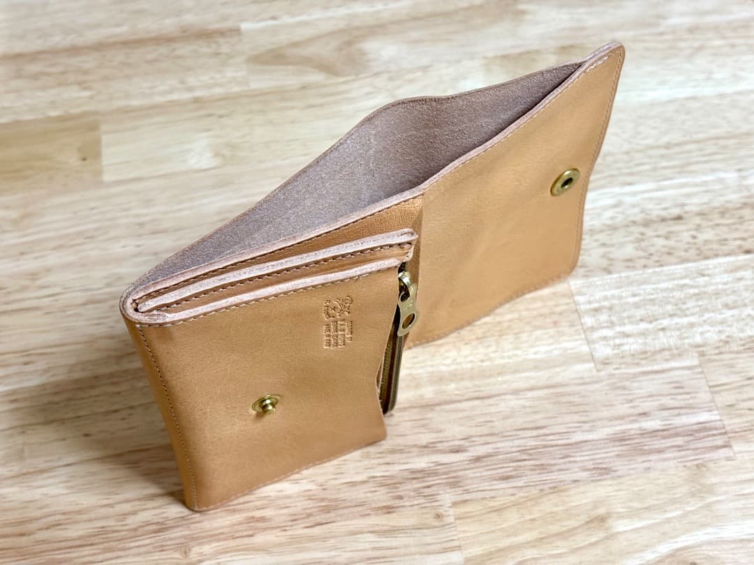 IL BISONTE ミディアムウォレット