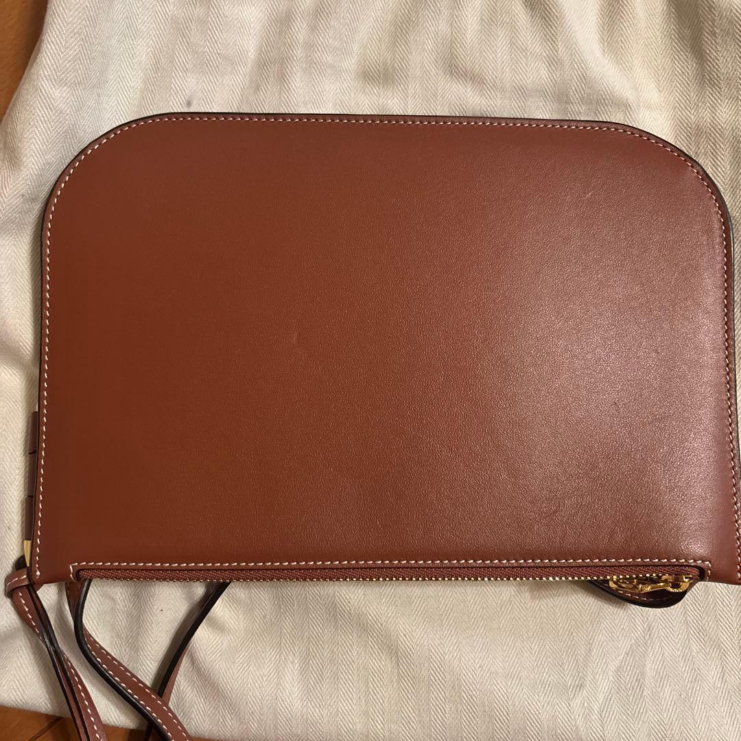 LOEWE ショルダーバッグ 美品