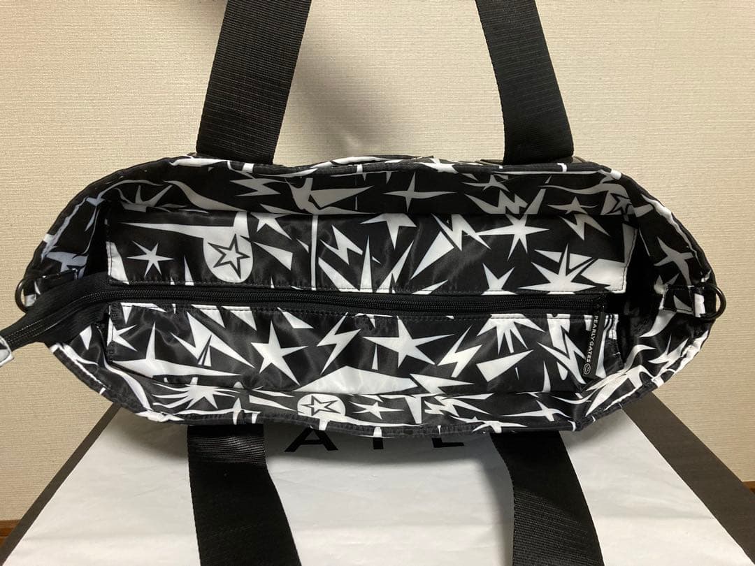 パーリーゲイツ　ロッカーバッグ　2025年　ギザ星柄シリーズ　ブラック　美品