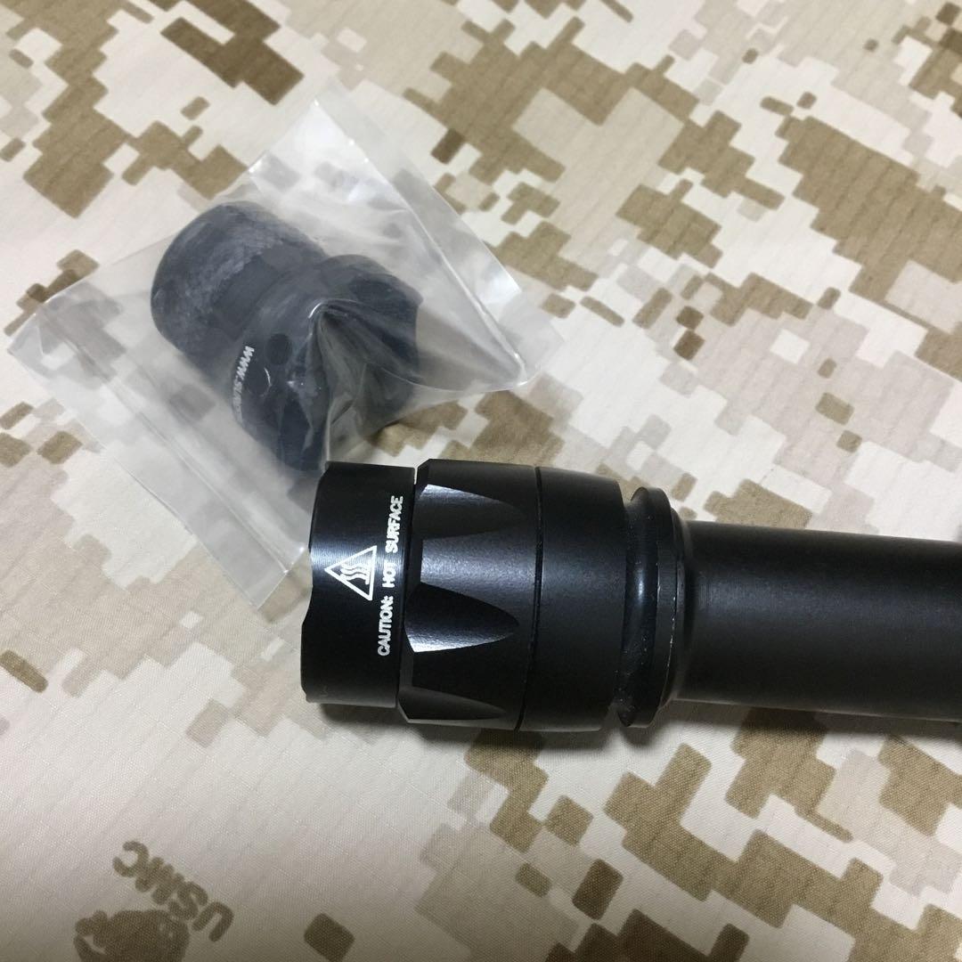 レア実物 surefire M600 旧ロゴ LED クリックスイッチオマケ付き