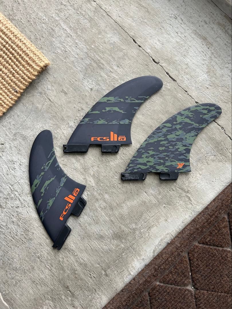 FCS II JW サーフボードフィン ミディアム