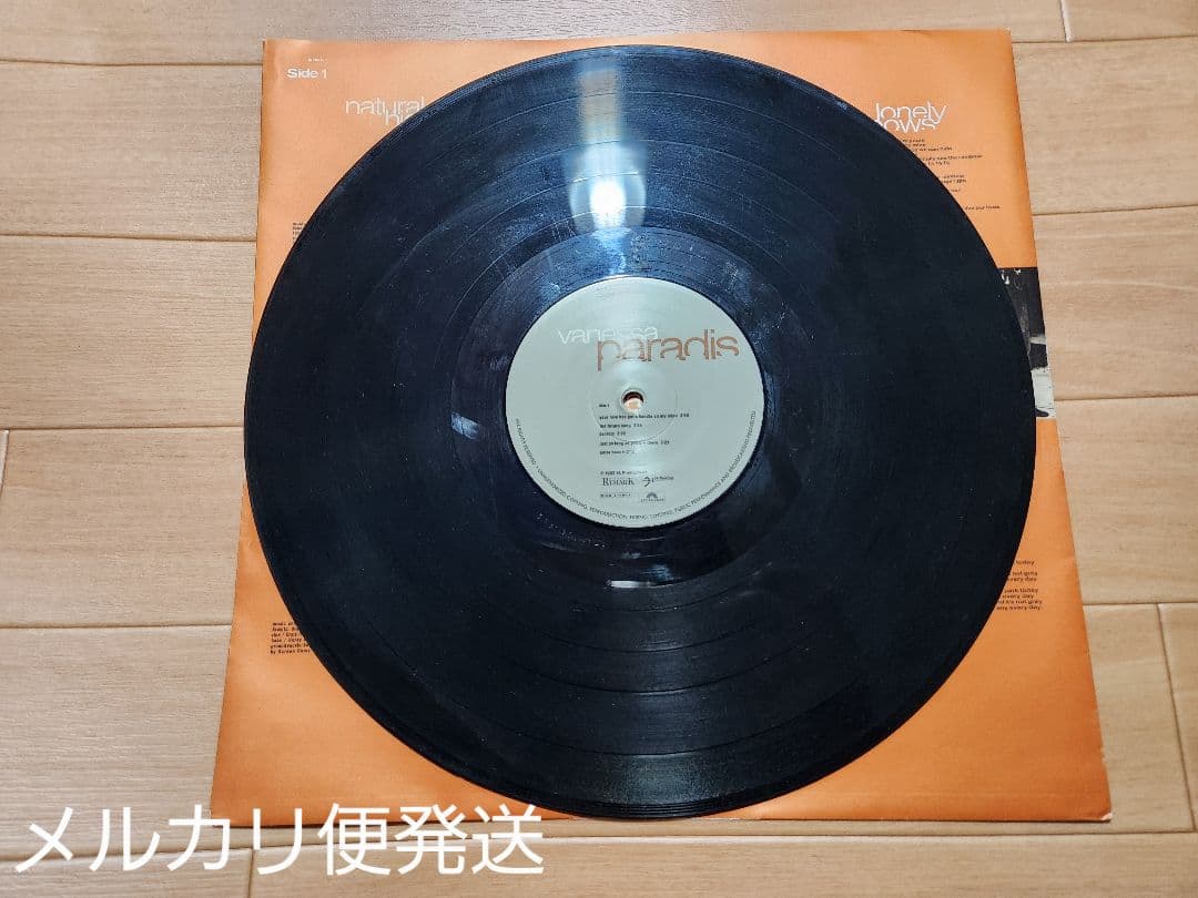 Vanessa Paradis ヴァネッサパラディ11曲入輸入盤アルバム