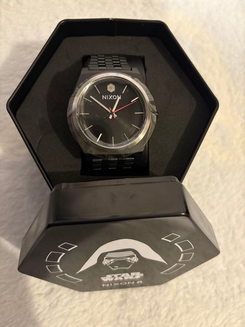 【レア限定品】スターウォーズコラボモデル ニクソン 腕時計