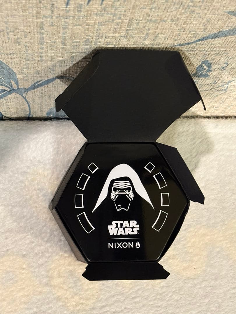 【レア限定品】スターウォーズコラボモデル ニクソン 腕時計