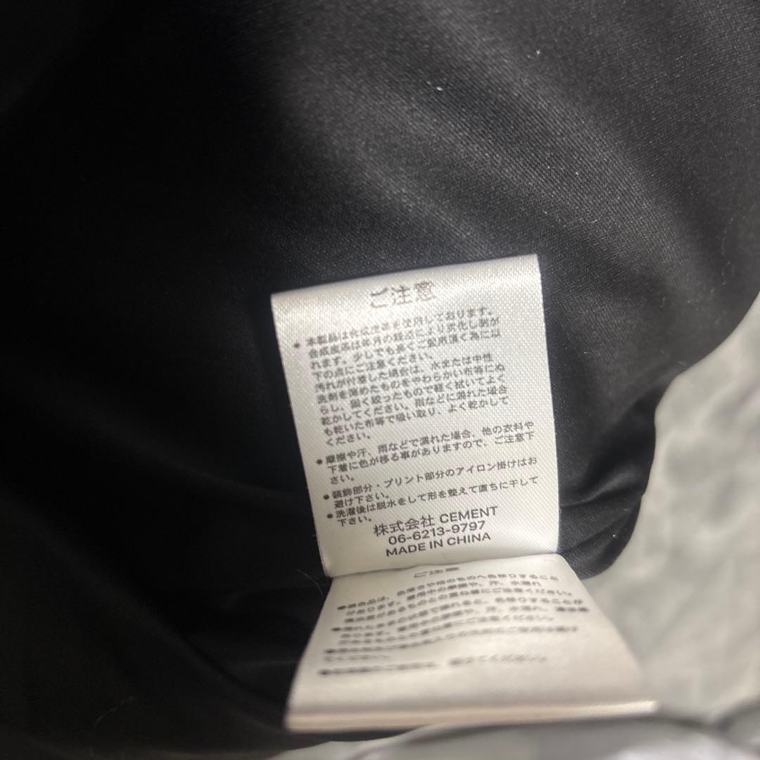 アダムスジャグラー 激レア　希少サイズ　黒 ダウンベスト フード付き