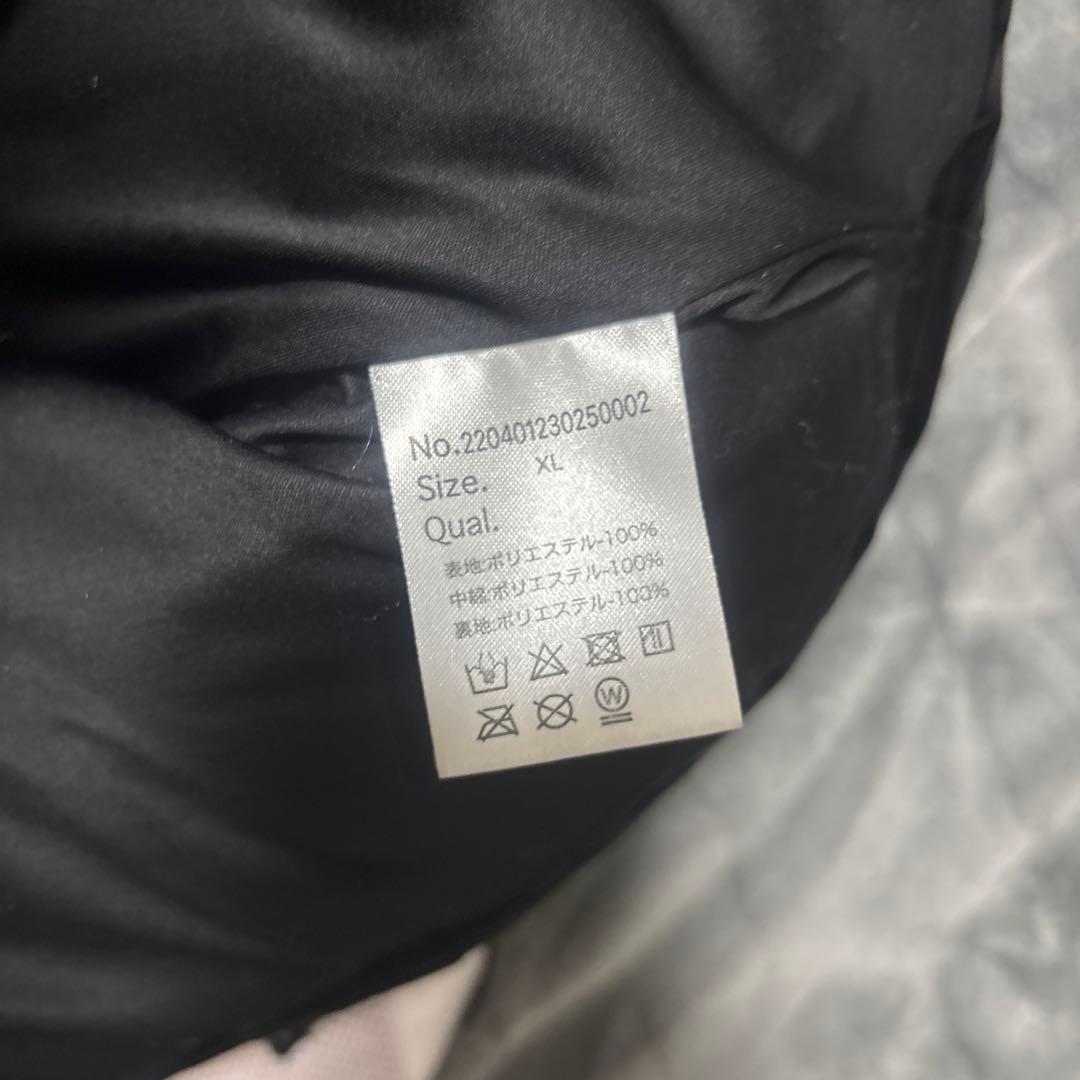 アダムスジャグラー 激レア　希少サイズ　黒 ダウンベスト フード付き