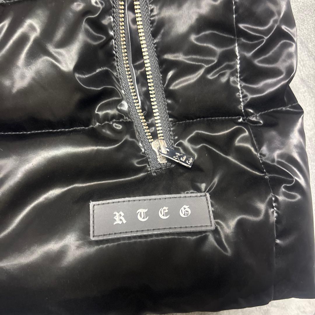 アダムスジャグラー 激レア　希少サイズ　黒 ダウンベスト フード付き