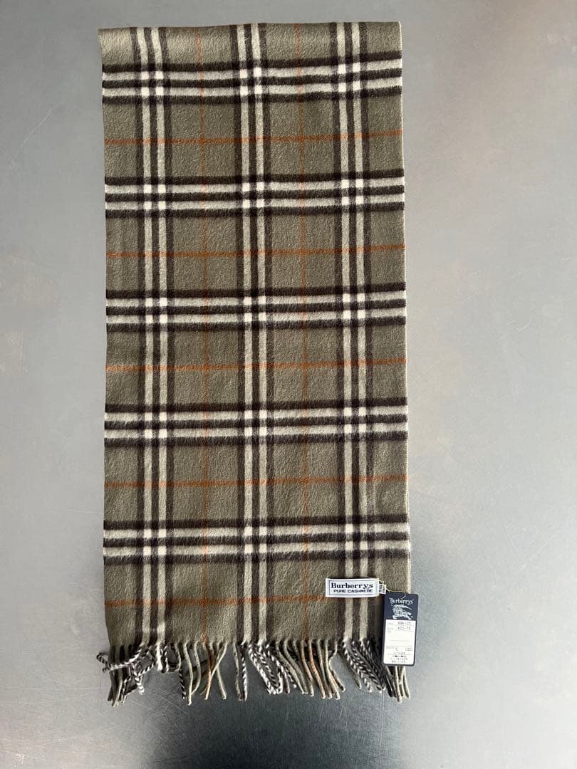 新品【タグ付き】！Burberrysカシミヤマフラー