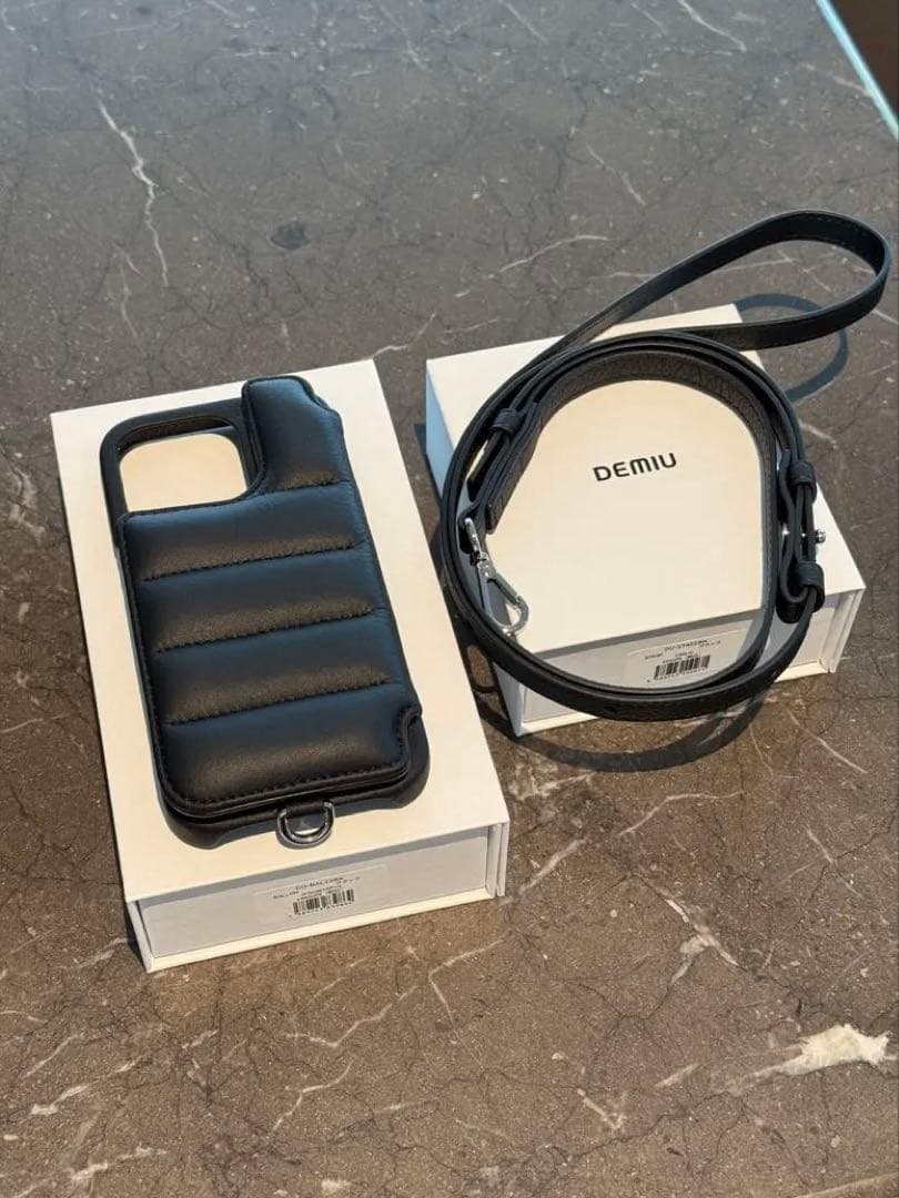 【新品】DEMIU デミュウ iPhone16pro スマホケース ストラップ