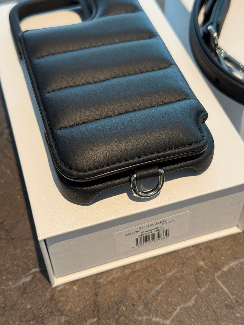 【新品】DEMIU デミュウ iPhone16pro スマホケース ストラップ