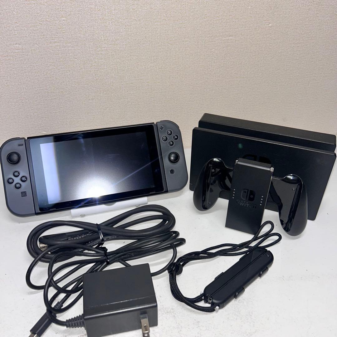 ニンテンドー　Switch グレー