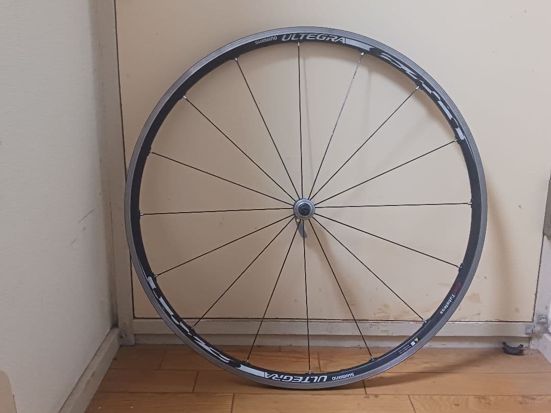 美品 アルテグラ WH-6700 前後ホイールセット 10速 チューブレス対応