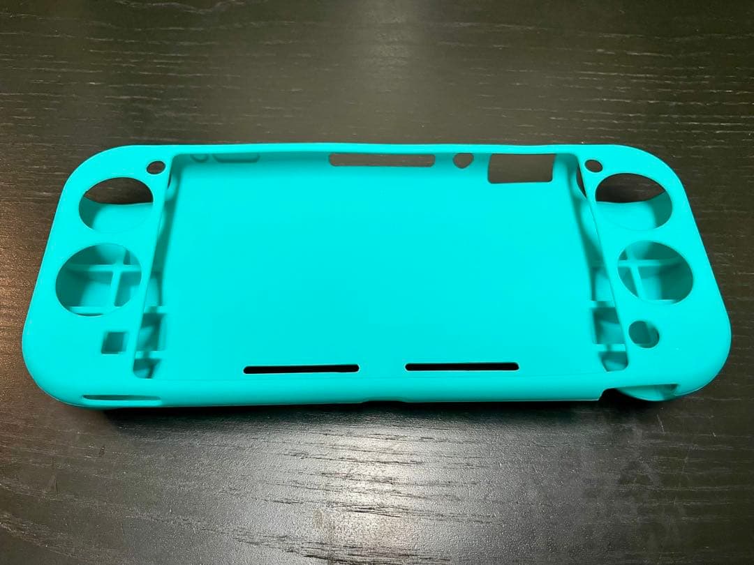 Nintendo Switch Lite ターコイズ　カバー&ケース付き