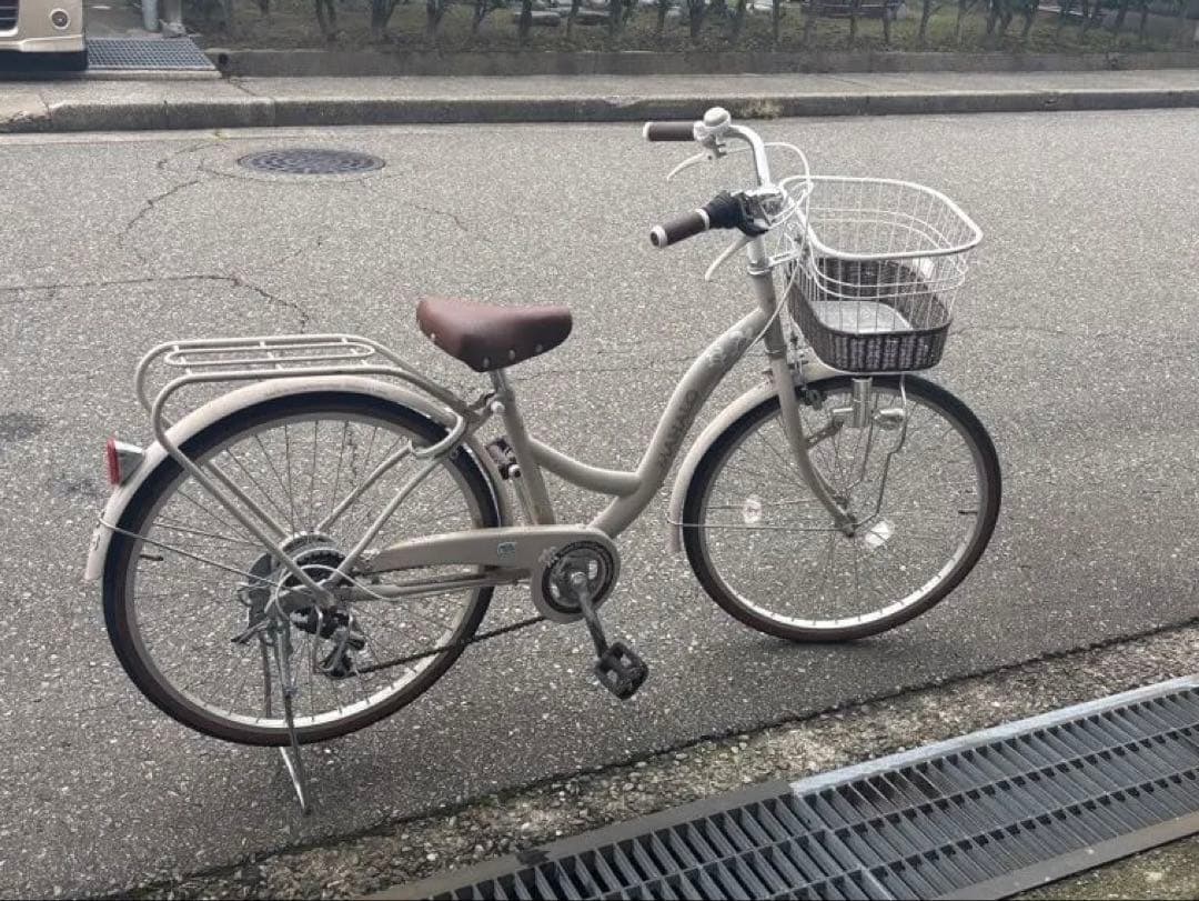 引き取り限定　asahi子供用自転車 クリーム色 前カゴ付き