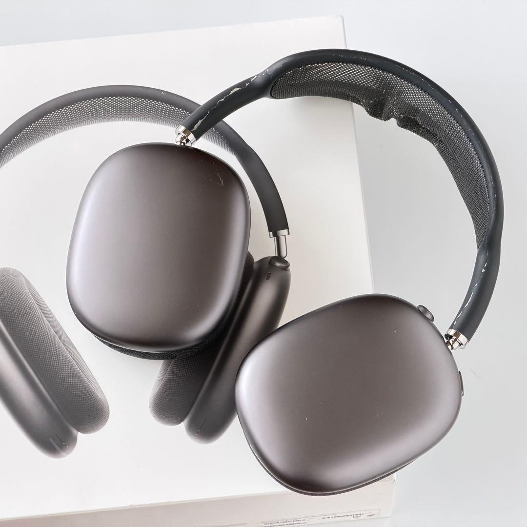 Apple AirPods Max 外観ボロボロ、一応動作