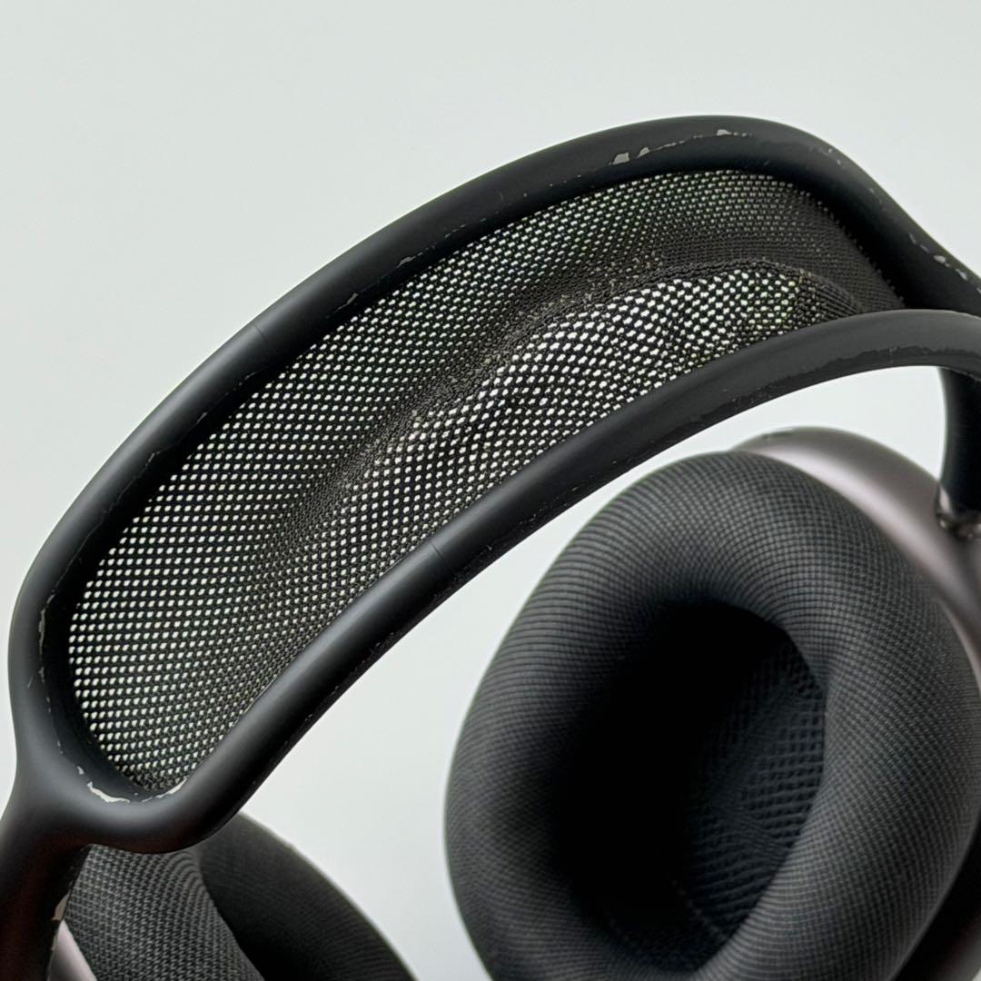 Apple AirPods Max 外観ボロボロ、一応動作