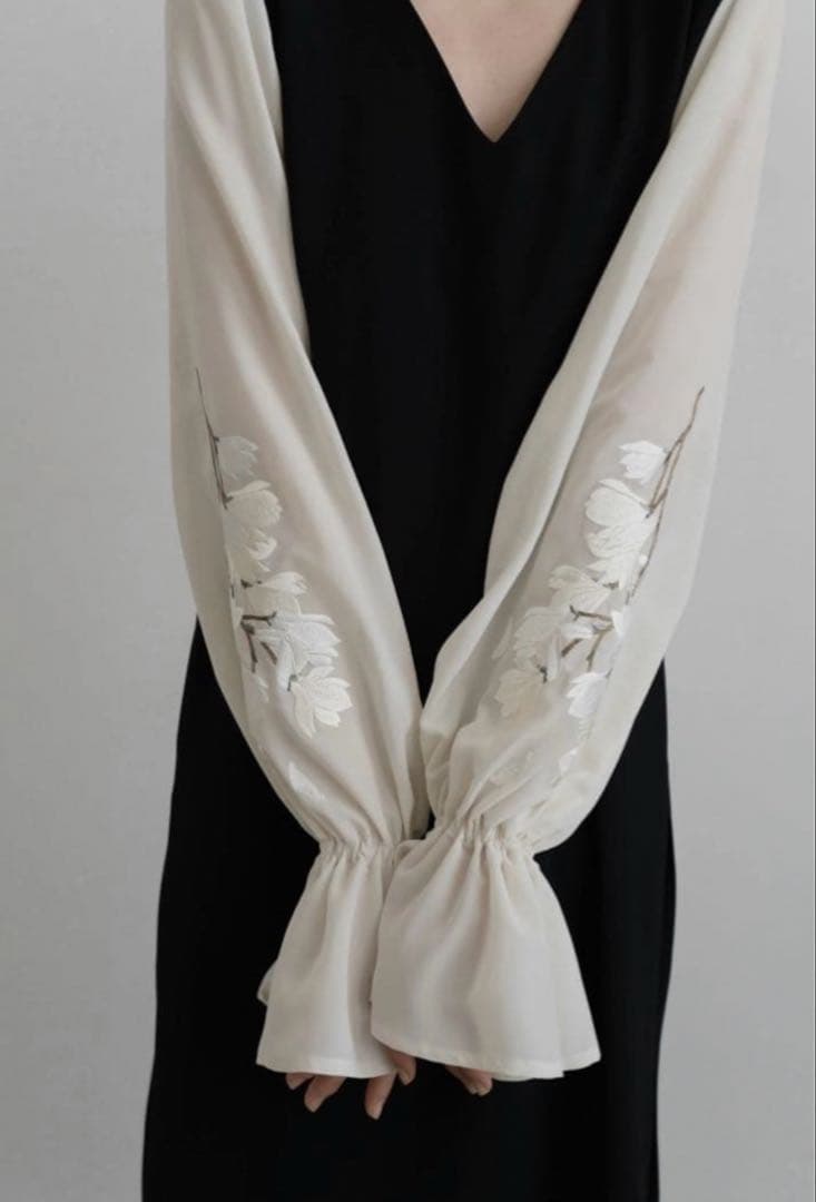 iCONOLOGY イコノロジー 花を着るワンピース#02 白木蓮