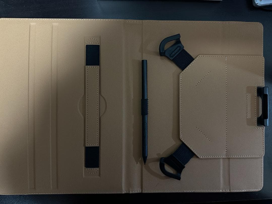 Wacom MovinkPad 11 ＋サードパーティー製ケース付き