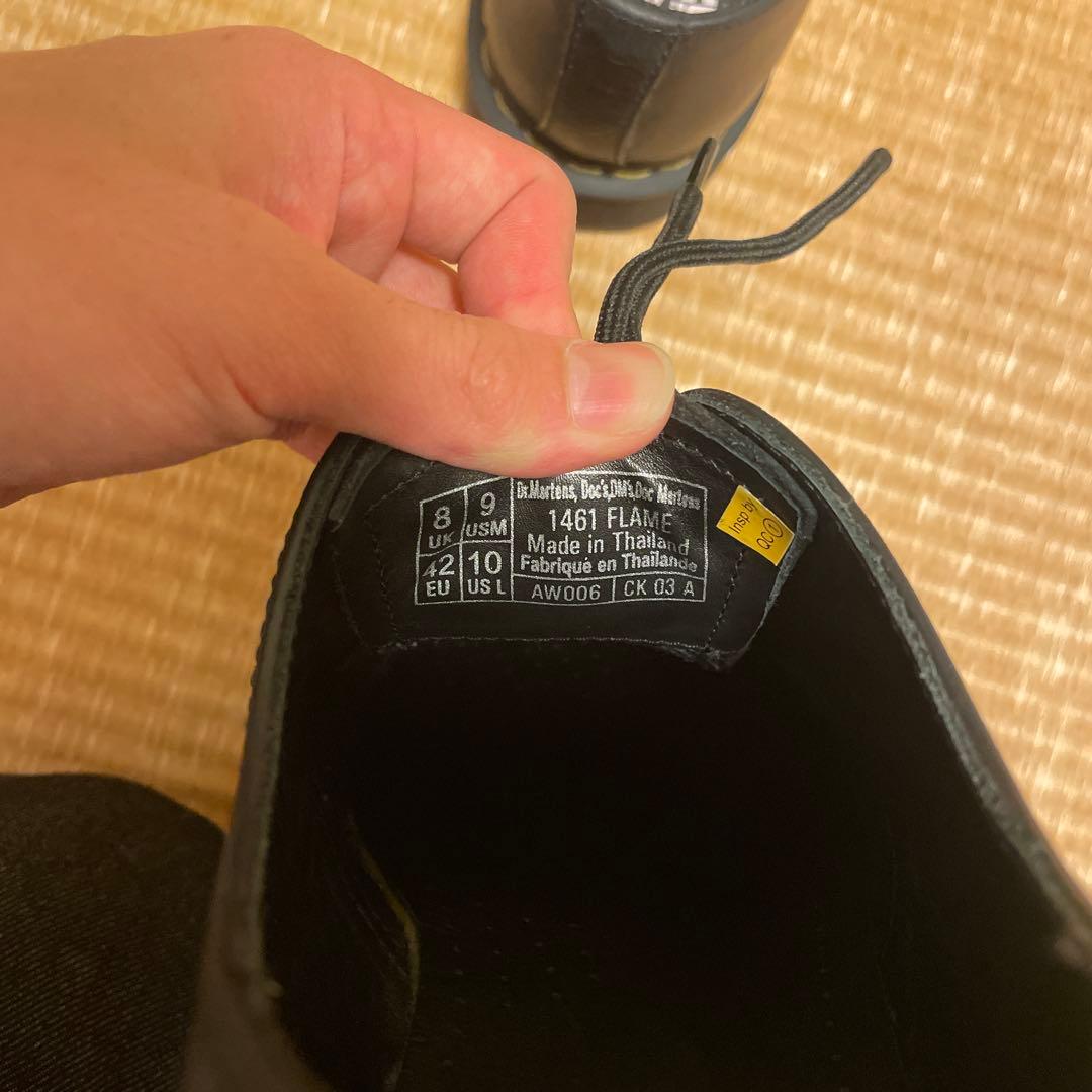 Dr. Martens 炎デザイン 3ホール