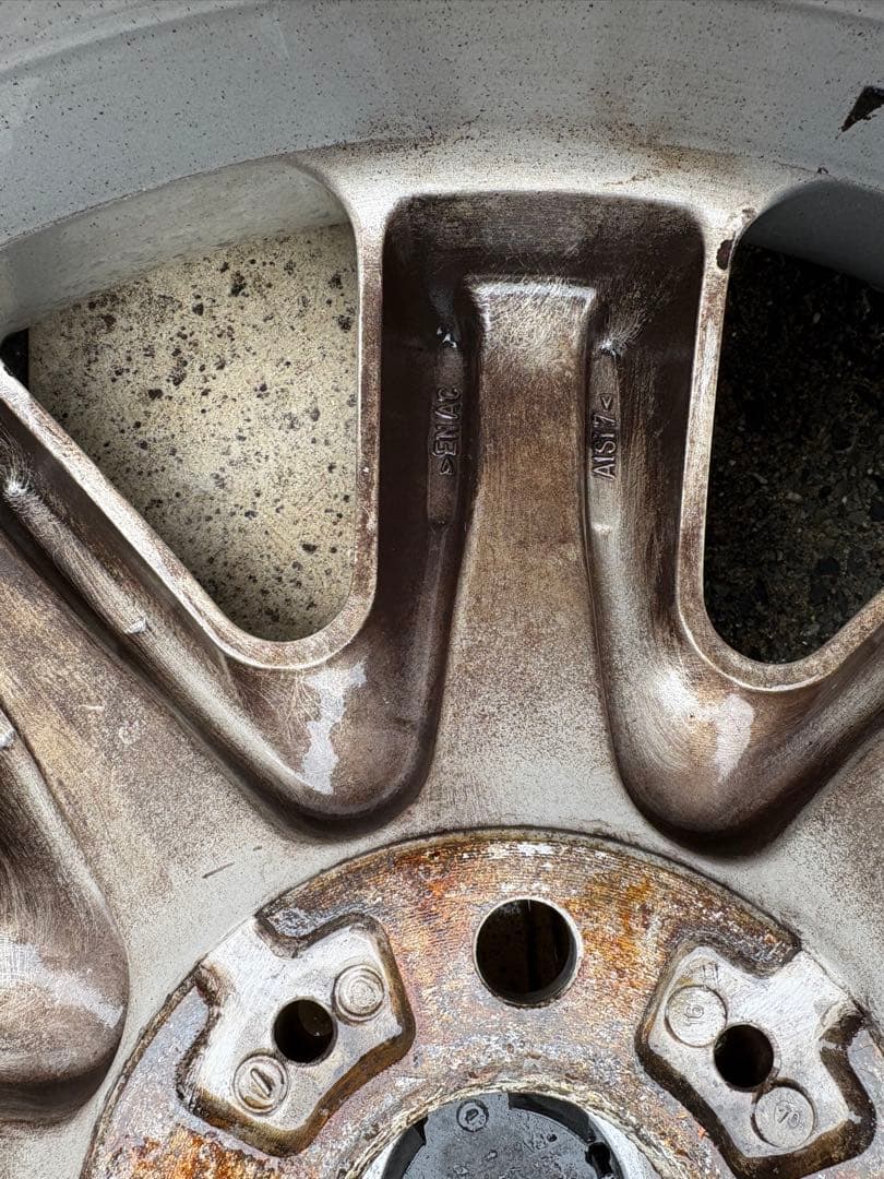 シルバー ホイール　スタッドレスタイヤ 4本セット