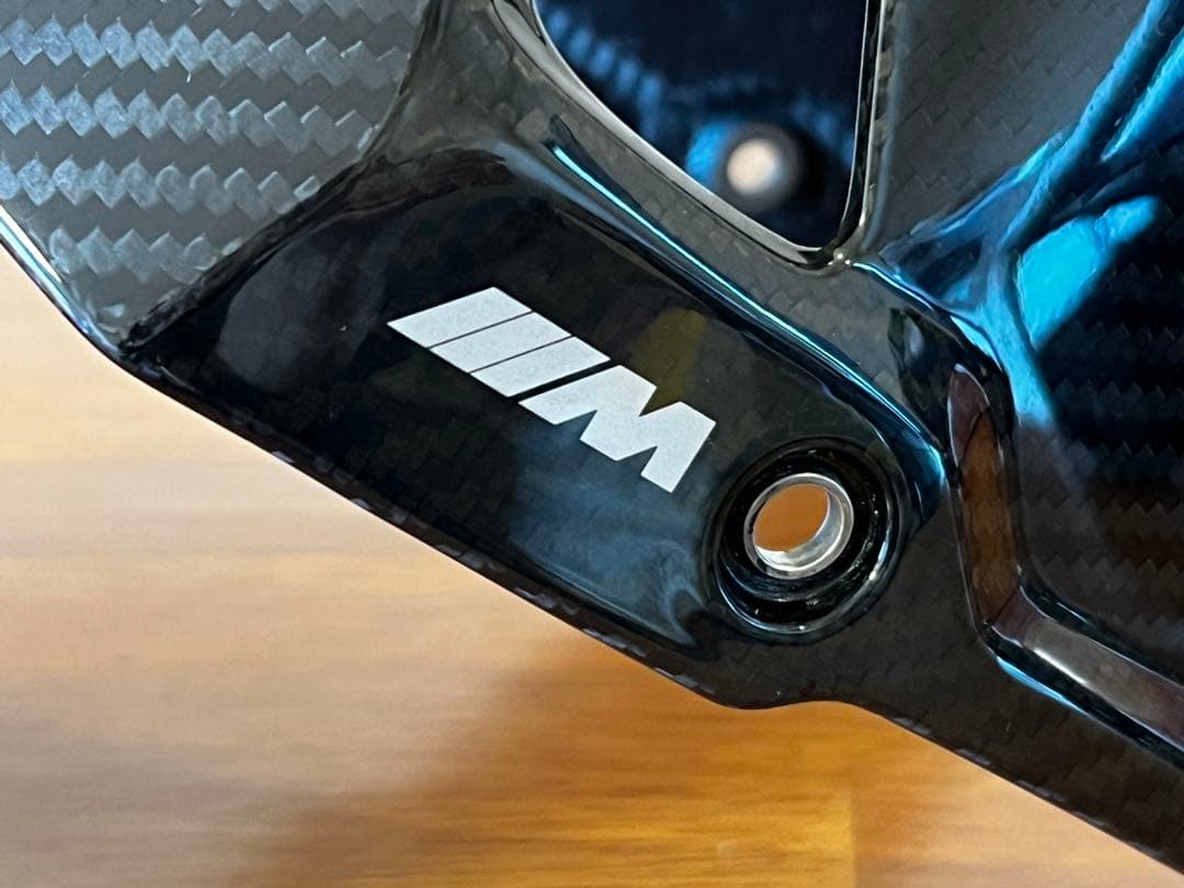 専用　純正 S1000 Mカーボンフロントフェンダー