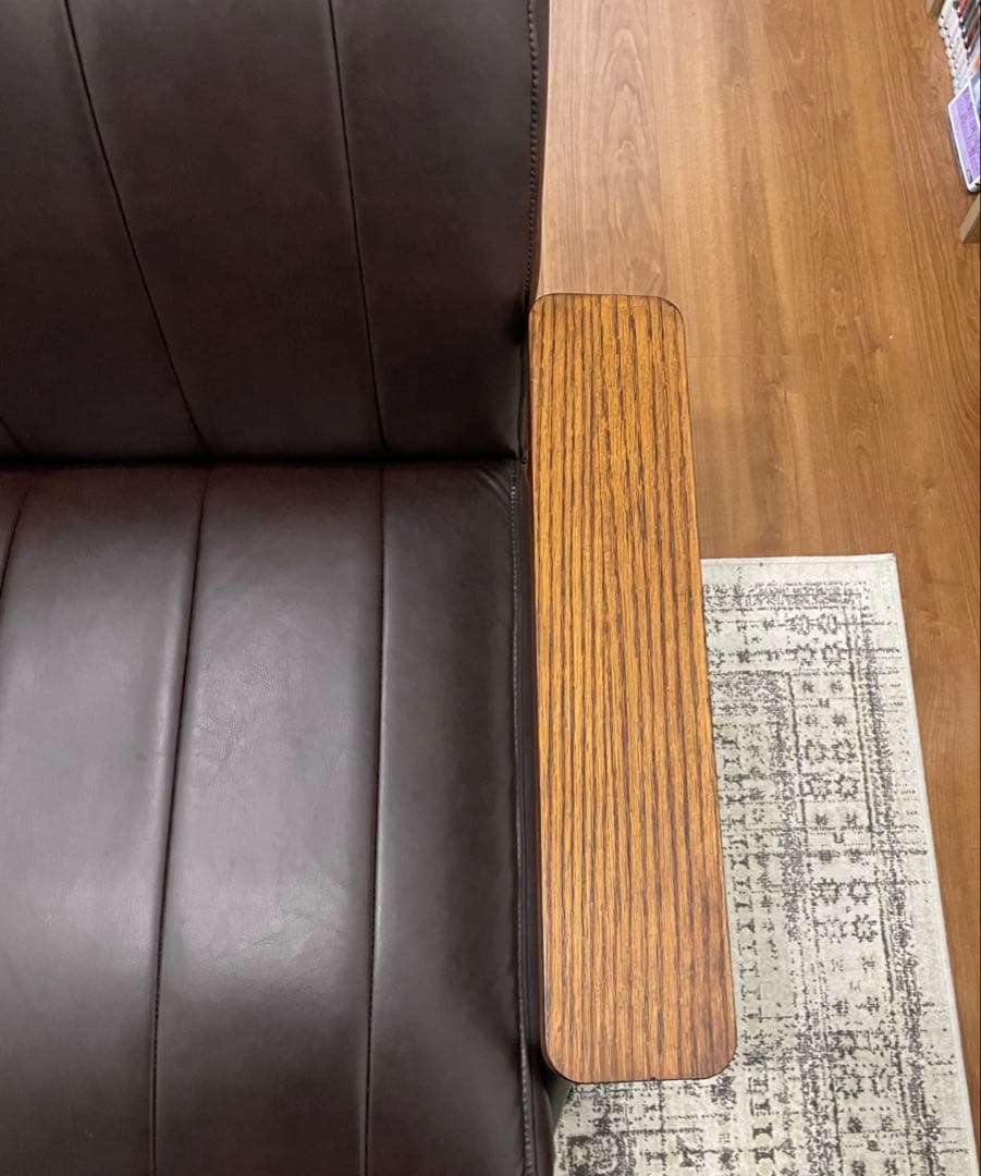 ニトリ　2人掛けソファ 合皮タイプ (ステイン2KD Nシールド DBR)