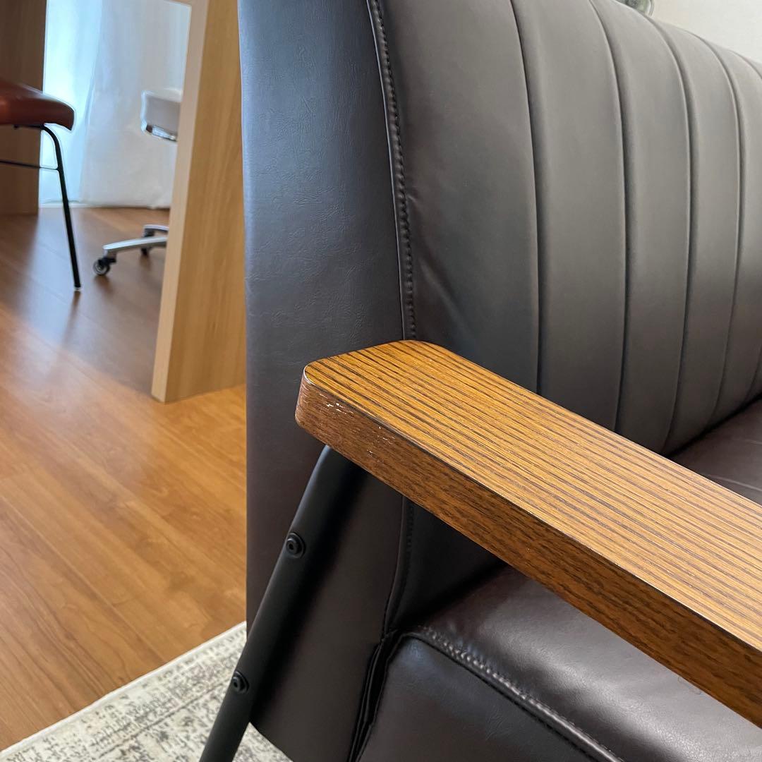 ニトリ　2人掛けソファ 合皮タイプ (ステイン2KD Nシールド DBR)