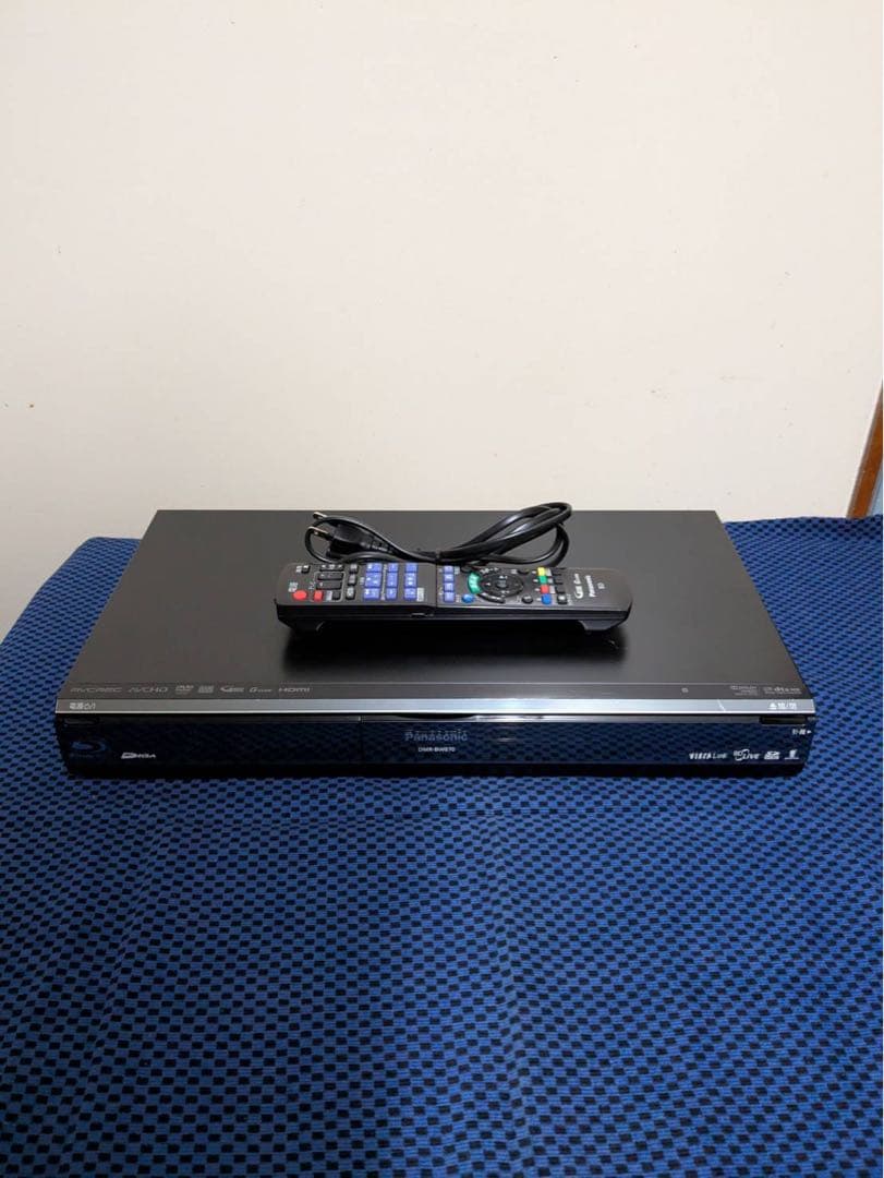 【最終値下げ】Panasonic ブルーレイレコーダー ブラック リモコン付き