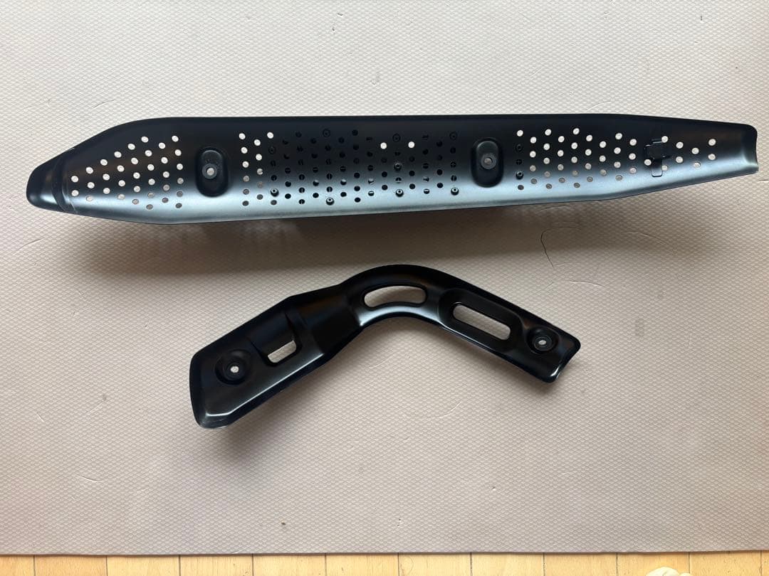 CT125 ハンターカブ　ホンダ純正 マフラー　ヒートガード　マットブラック