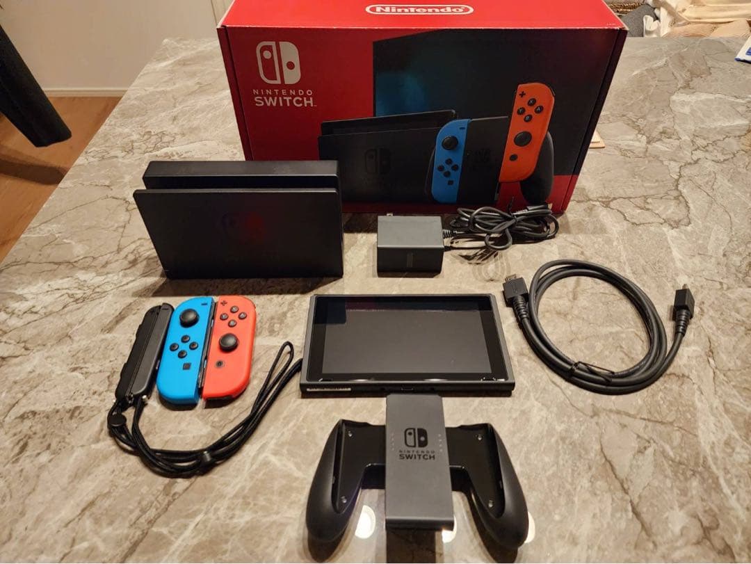 【ジャンク品、箱付き】Nintendo Switch 本体