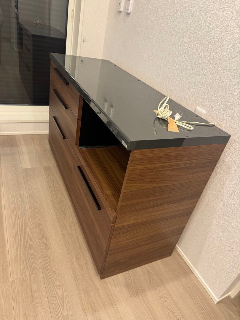 【パモウナ】モダン木製食器棚 引き出し付き　140センチ