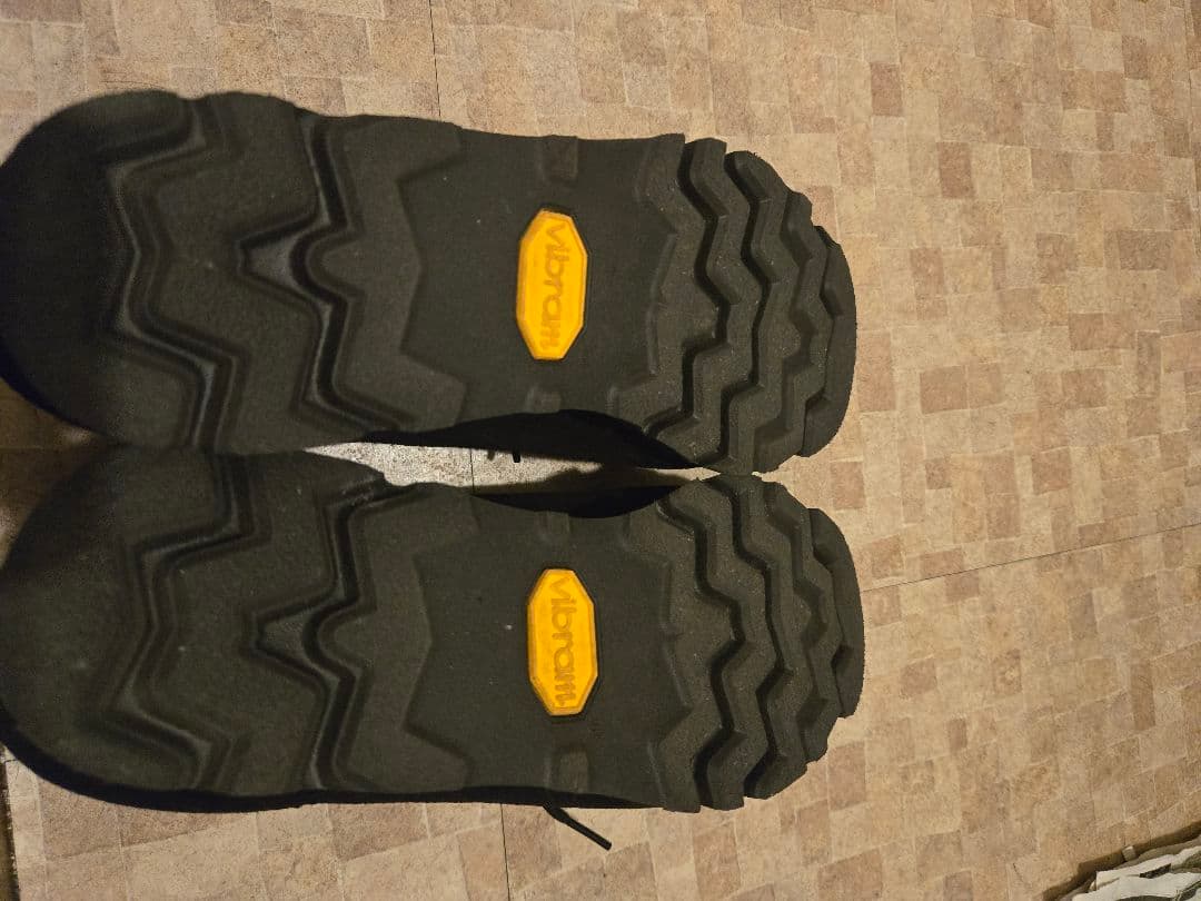 Clarks　WALLABEE GTX　クラークス