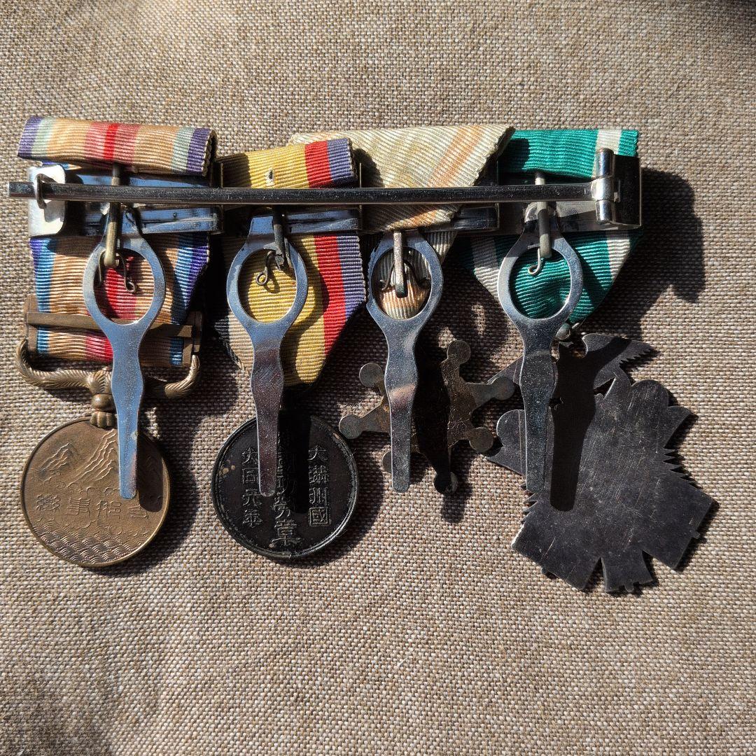 日本 軍　当時物　勲章まとめて６点　大満州建国功労章　金鵄勲章　満州事変