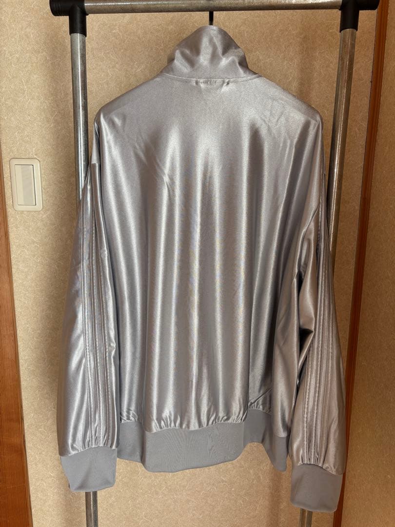 adidas originals　ファイヤーバード　トラックジャケット　シルバー