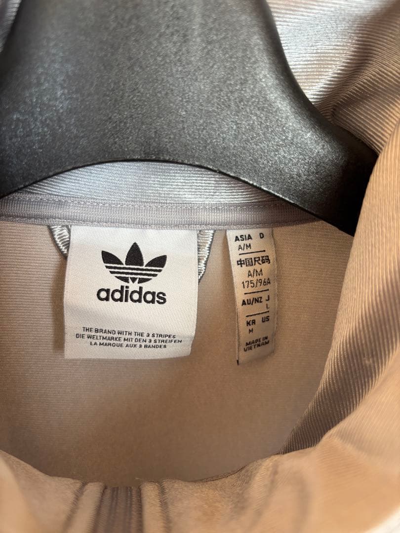 adidas originals　ファイヤーバード　トラックジャケット　シルバー