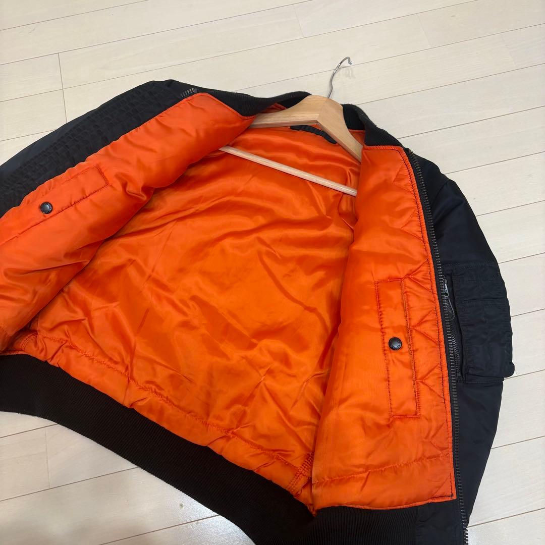 AVIREX マーチロゴ リバーシブル MA1 中綿入り フライトジャケット