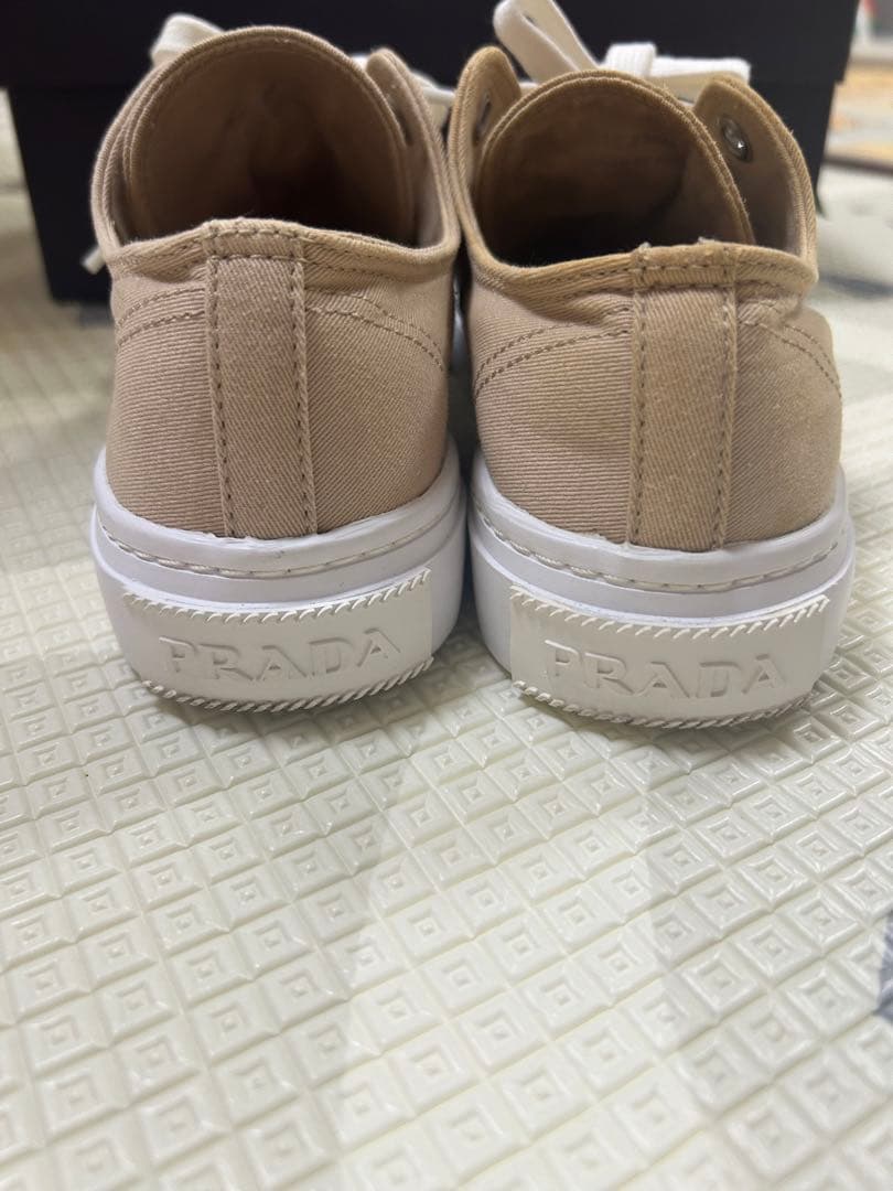 ☘MONOTONE☘イイねフォロー割有 PRADAスニーカー37