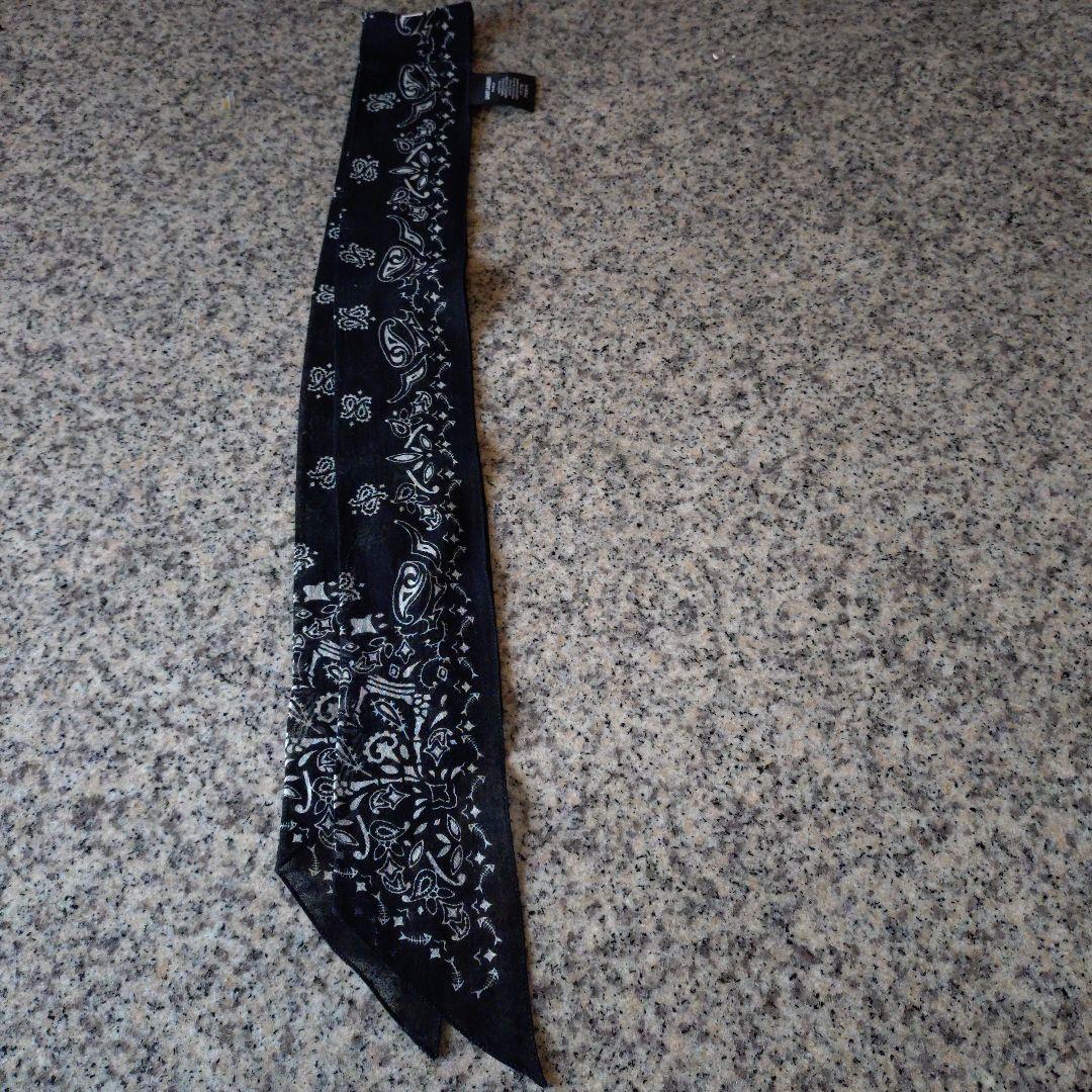 サンローランパリ ケリングタグ付きバンダナ柄 ブラック イタリア製