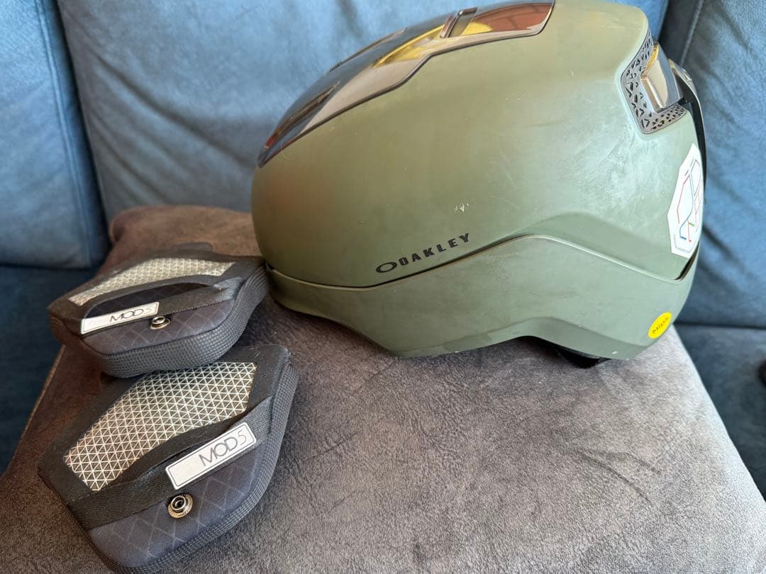 Oakley MOD5 Lサイズヘルメット オリーブグリーン