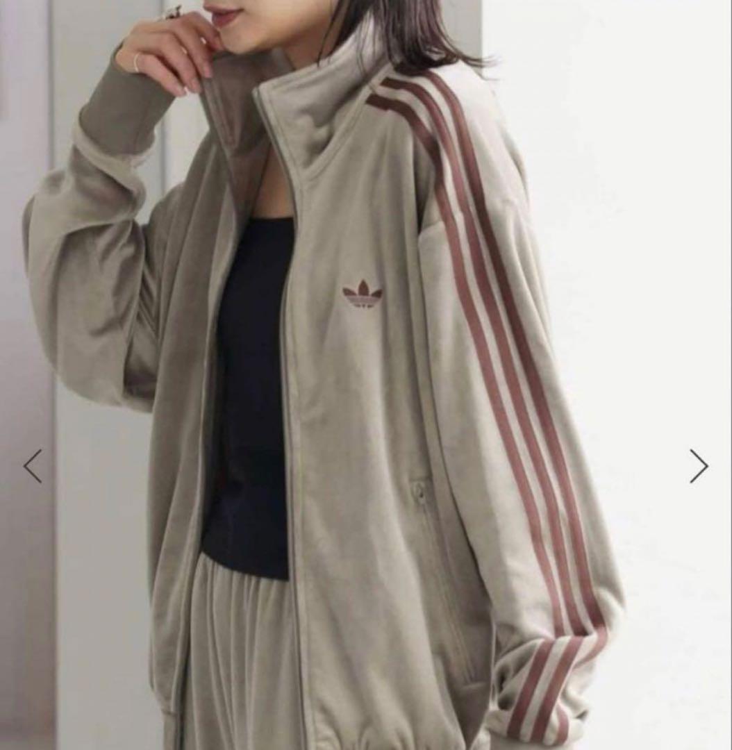 adidas originals ジャーナルスタンダード ベロア ベージュ