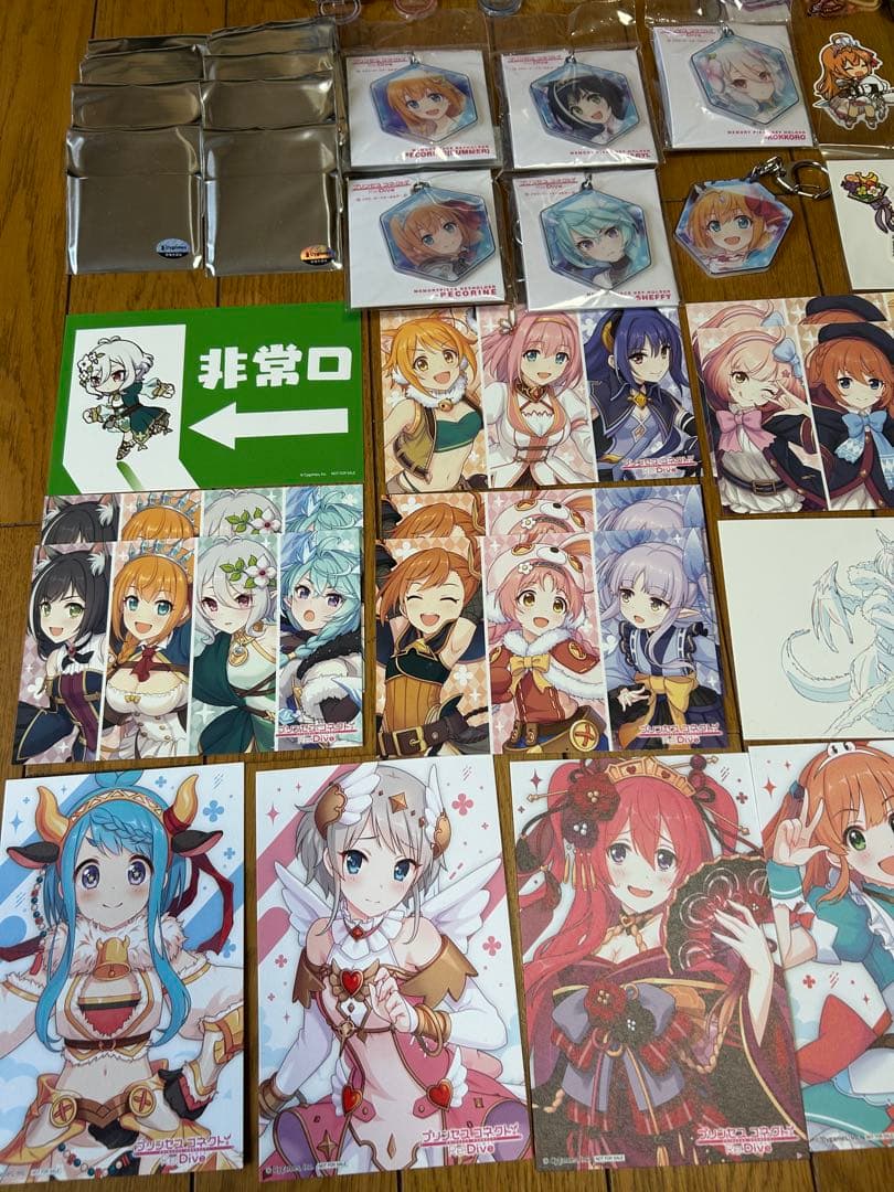 プリコネアクリルキーホルダー・ポストカードセット