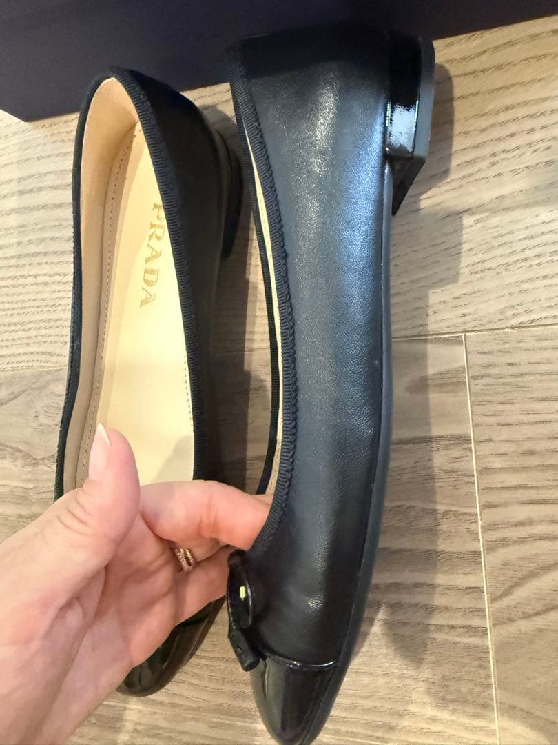 【最終価格】PRADA ブラック バレエフラットシューズ
