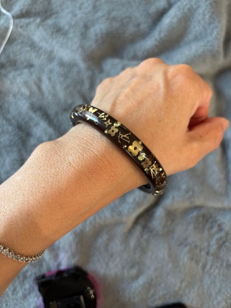 ルイ・ヴィトン　バングル