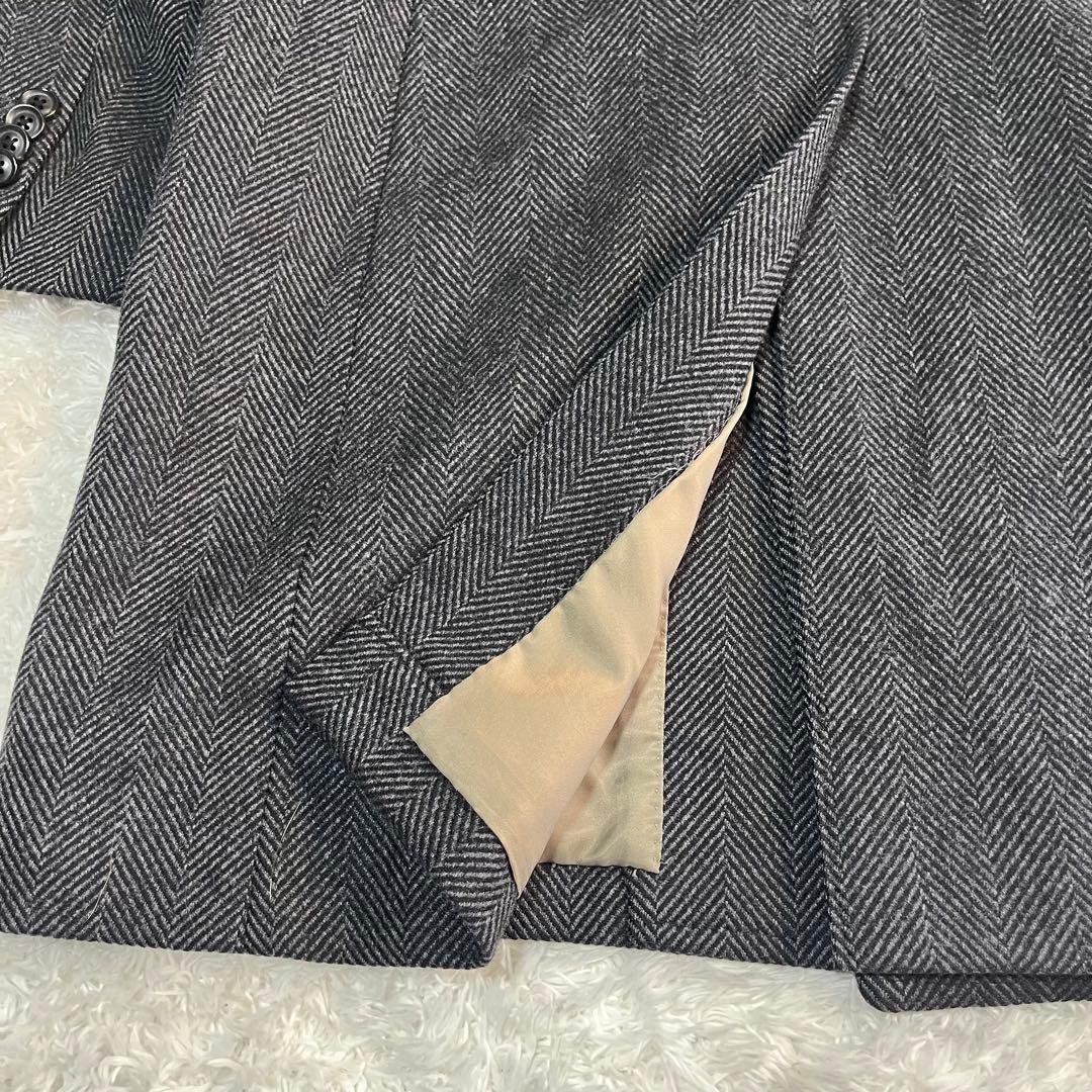 美品　麻布テーラー　カシミヤ混　ダブルチェスターコート　ヘリンボーン柄