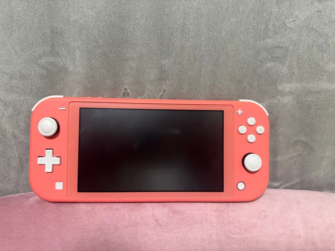 ［美品］Nintendo Switch light コーラルピンク　本体のみ