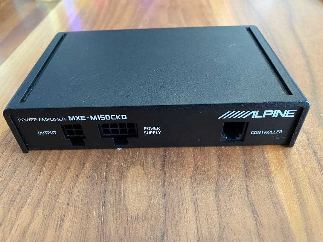 値下げ中　ALPINE パワードサブウーファー　SWE-1200