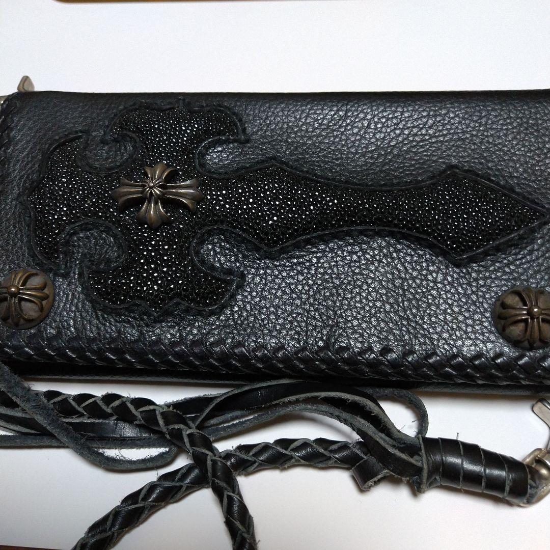 レザー 三つ折り財布 クロスモチーフ ブラックエイ皮ステイングレイです